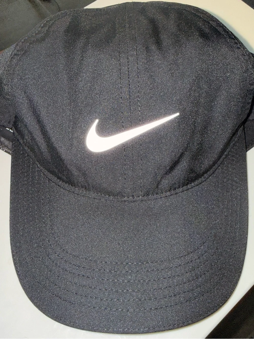 Nike Featherlight Dri-FIT Unstructured Black hat with reflective accents